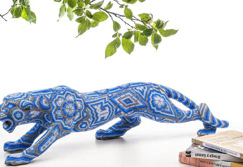 Jaguar de arte Huichol Azul