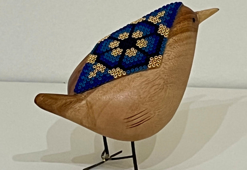 Pájaro de Madera con Arte Huichol