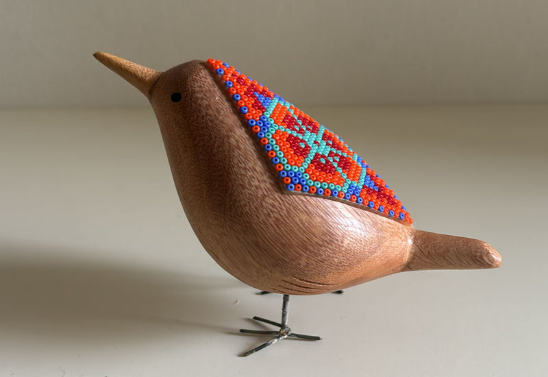 Pájaro de Madera con Arte Huichol