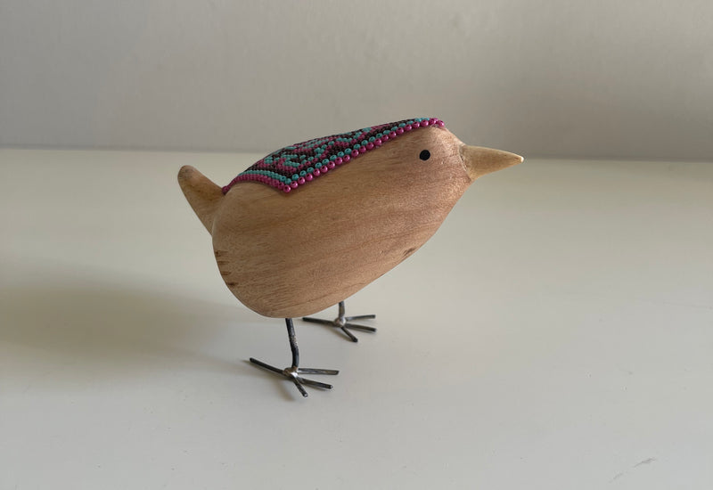 Pájaro de Madera con Arte Huichol