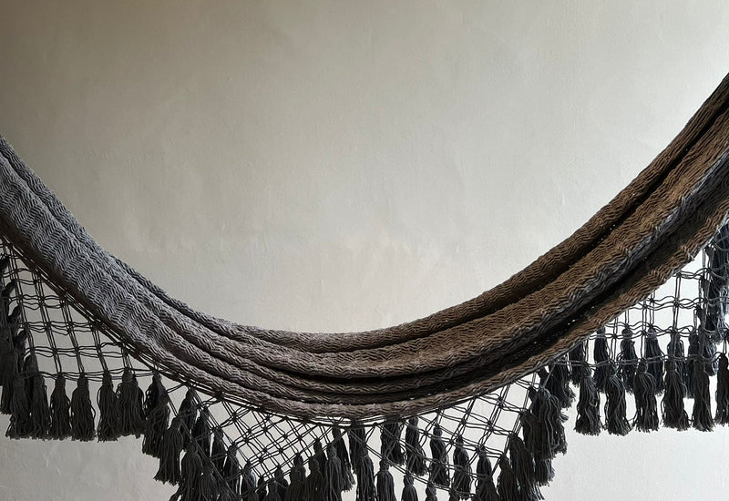 Hamaca de Macramé Gris